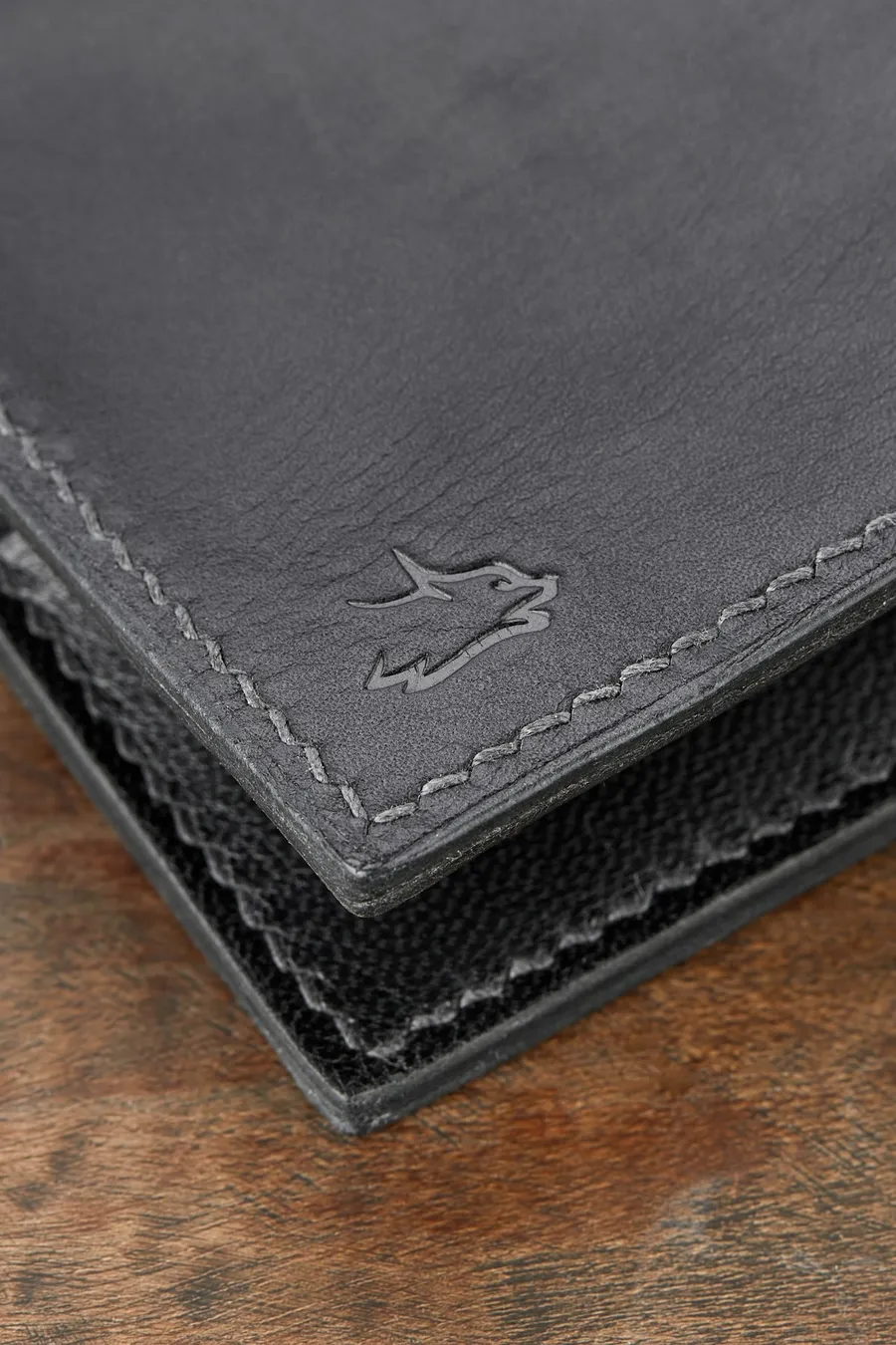 Monte Klasik Dikey Bi-Fold Deri Cüzdan